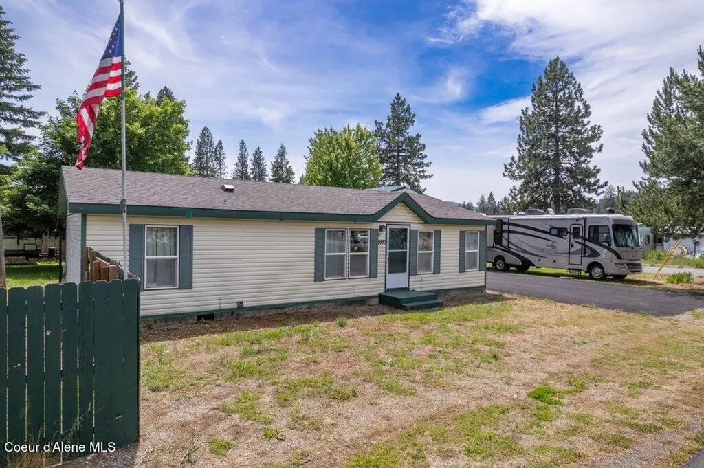5970 W Massachusetts Street Spirit Lake ID 83869