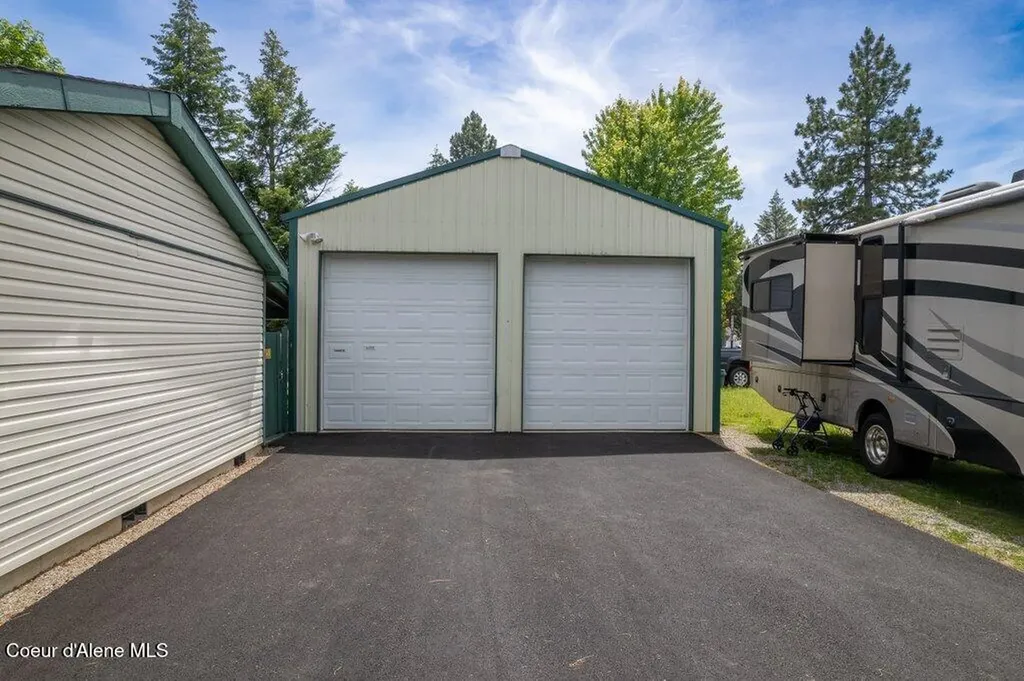 5970 W Massachusetts Street Spirit Lake ID 83869