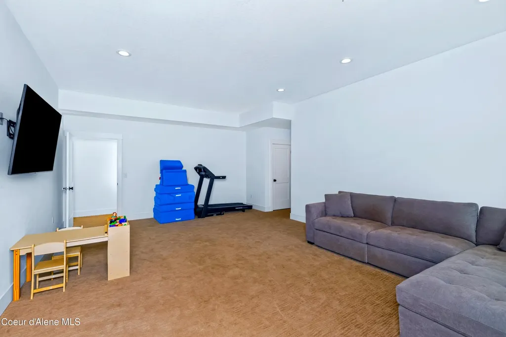 20138 E Cape Horn Road Bayview ID 83803