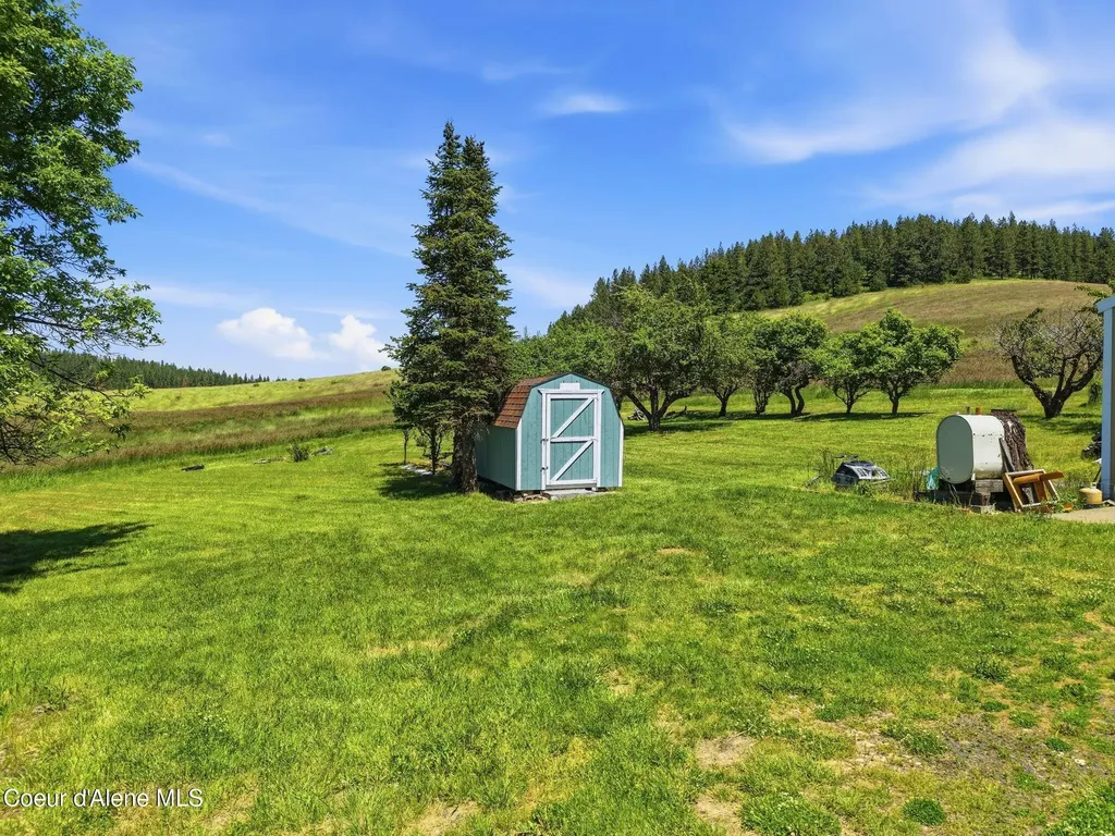 2157 W Rolling Hills Road Worley ID 83876