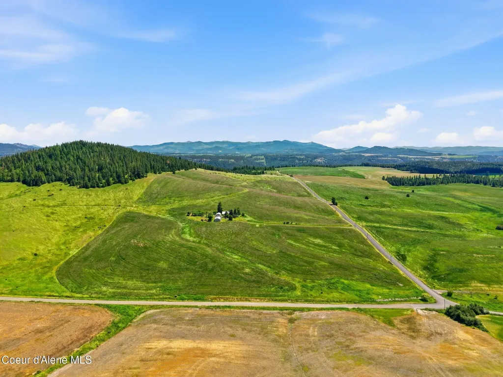 2157 W Rolling Hills Road Worley ID 83876