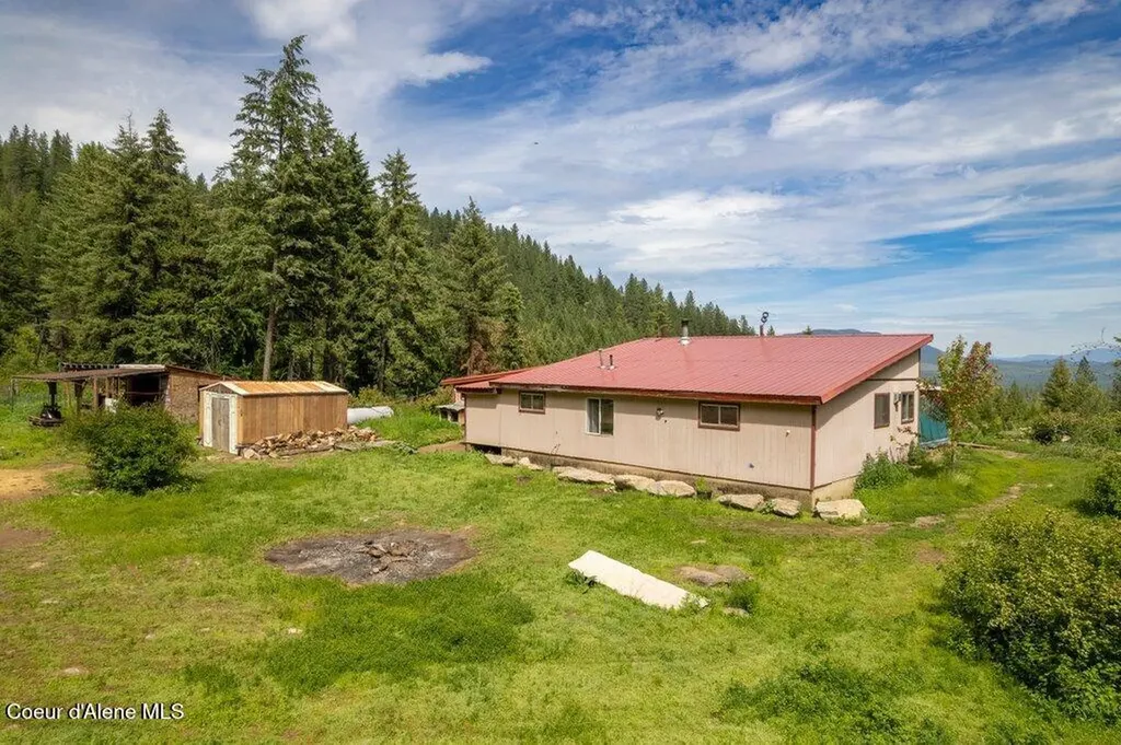 701 Cabin Ridge Road Spirit Lake ID 83869
