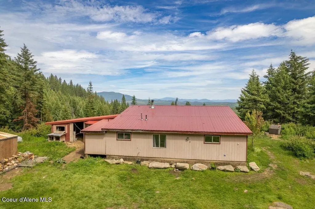 701 Cabin Ridge Road Spirit Lake ID 83869