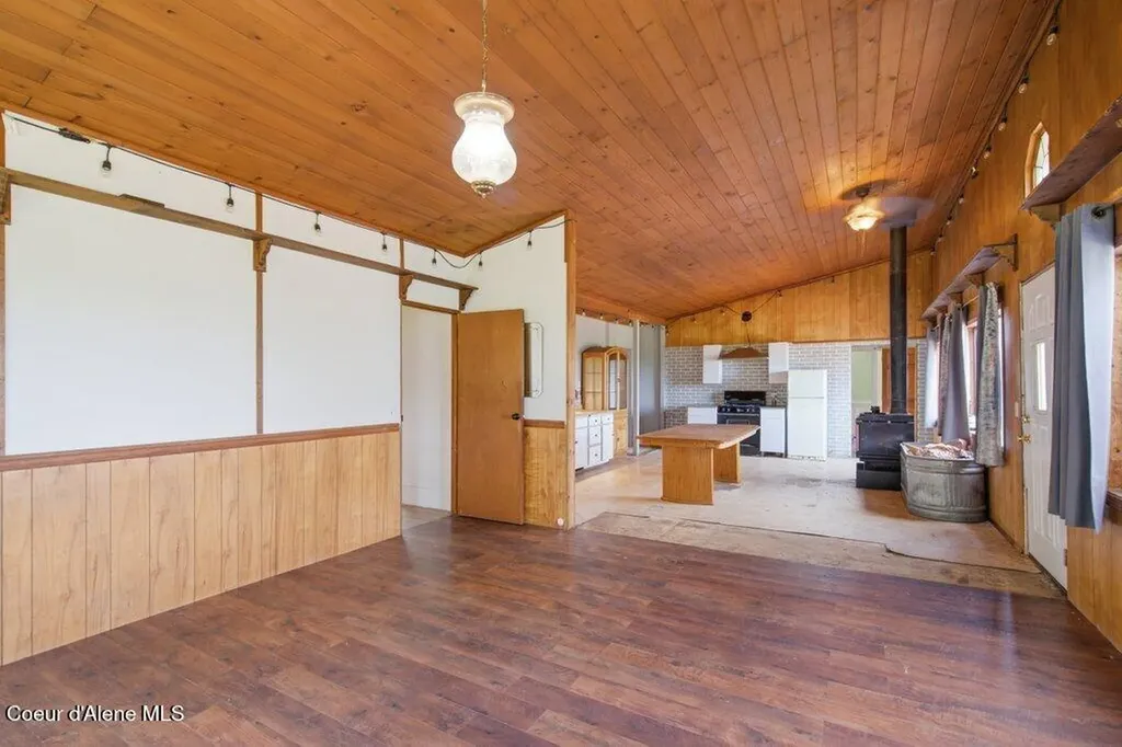 701 Cabin Ridge Road Spirit Lake ID 83869