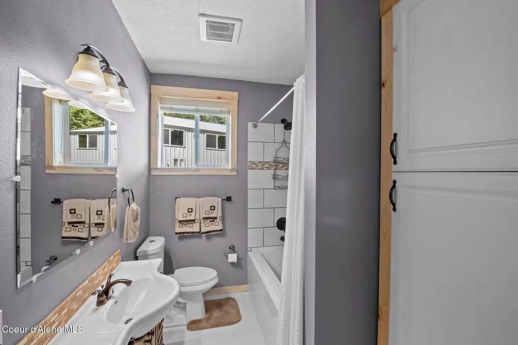 217/283 Wolverine Drive Cocolalla ID 83813