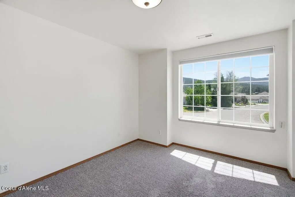 3740 W Highwater Drive Post Falls ID 83854