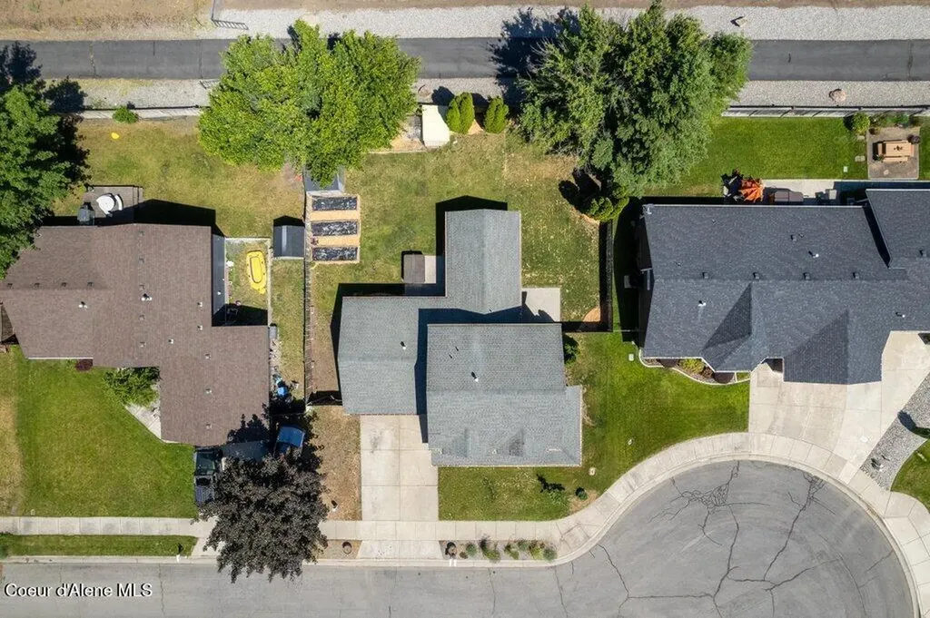 3740 W Highwater Drive Post Falls ID 83854