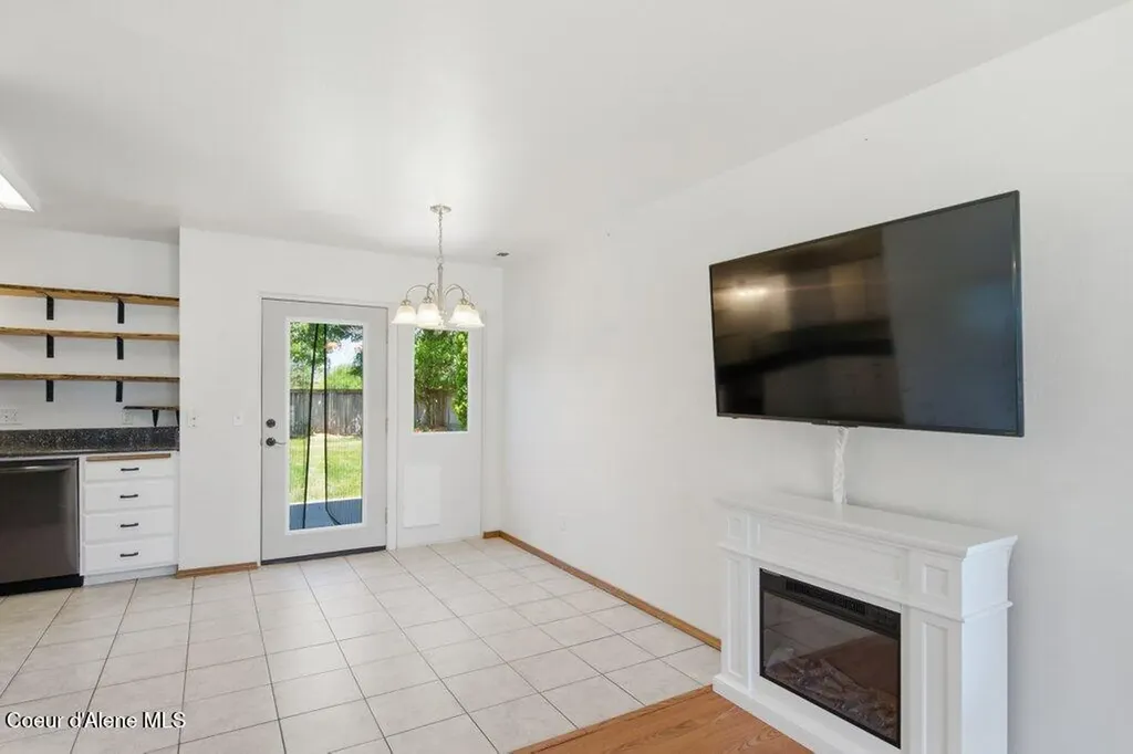 3740 W Highwater Drive Post Falls ID 83854