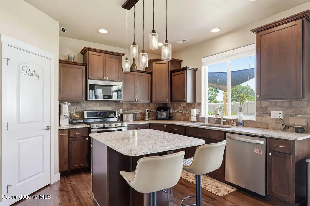 2028 N Ivory Lane Post Falls ID 83854