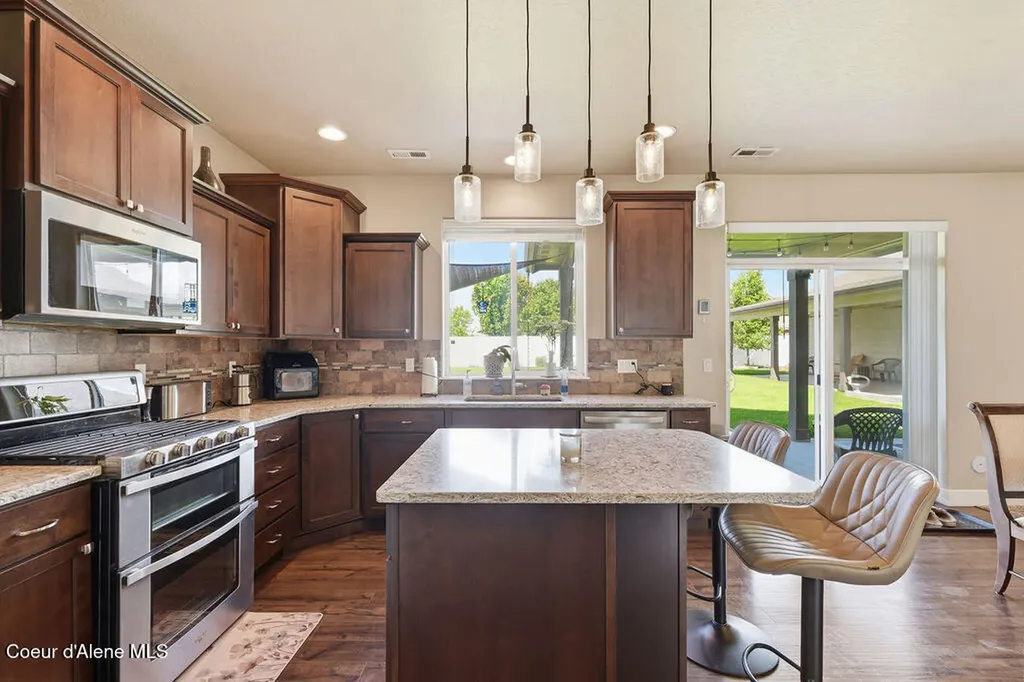 2028 N Ivory Lane Post Falls ID 83854