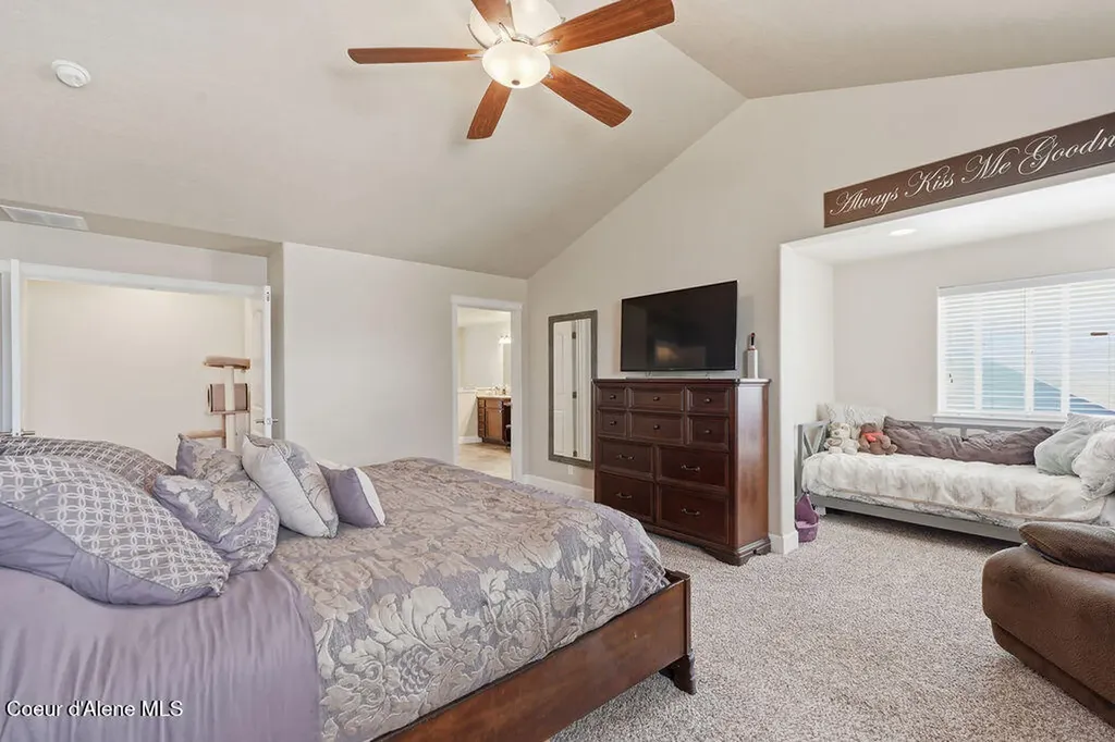 2028 N Ivory Lane Post Falls ID 83854