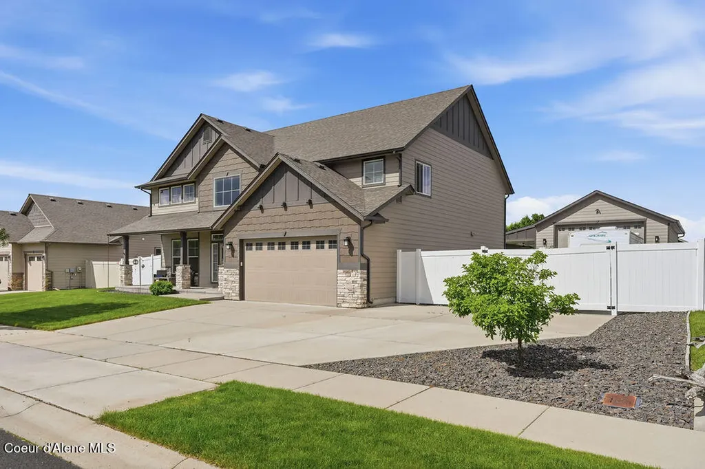 2028 N Ivory Lane Post Falls ID 83854