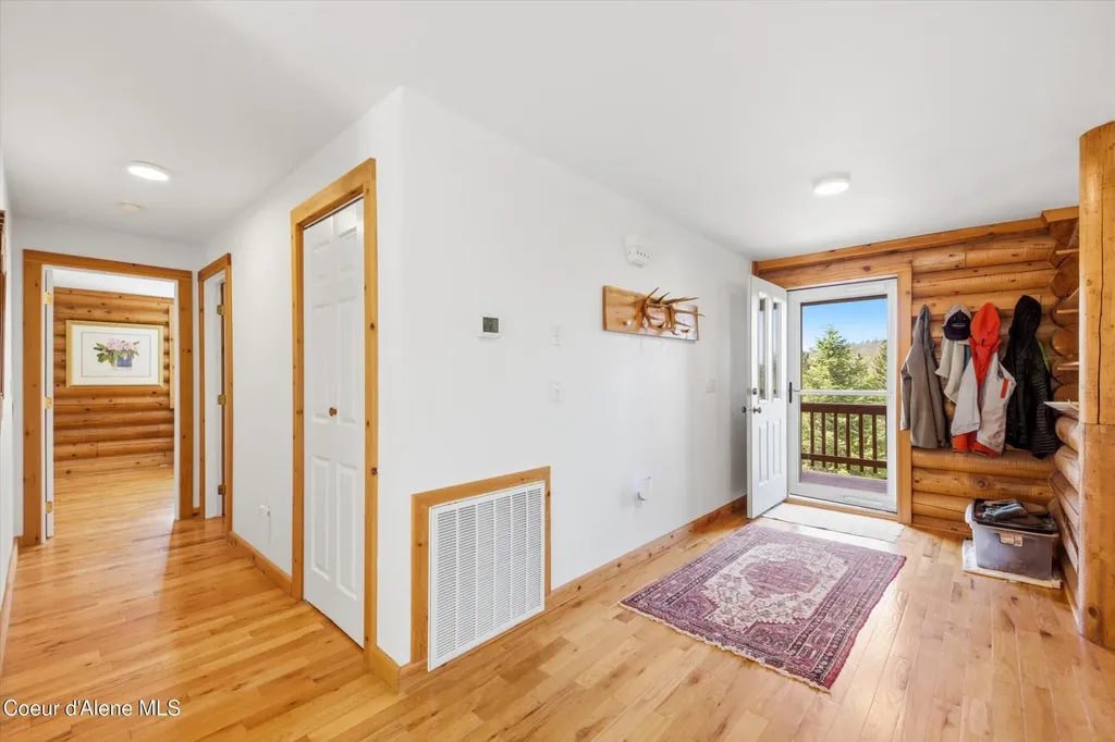 3132 Windfall Pass Road Plummer ID 83851