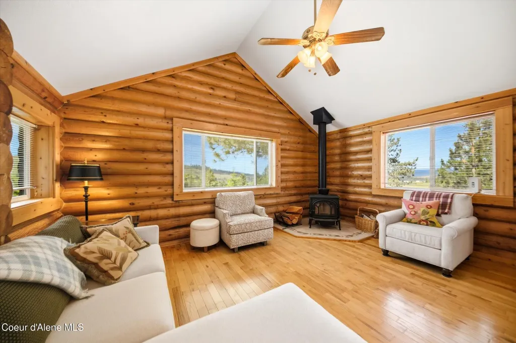 3132 Windfall Pass Road Plummer ID 83851