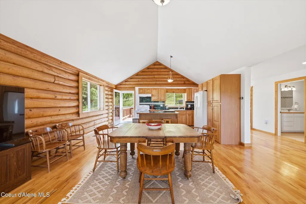 3132 Windfall Pass Road Plummer ID 83851