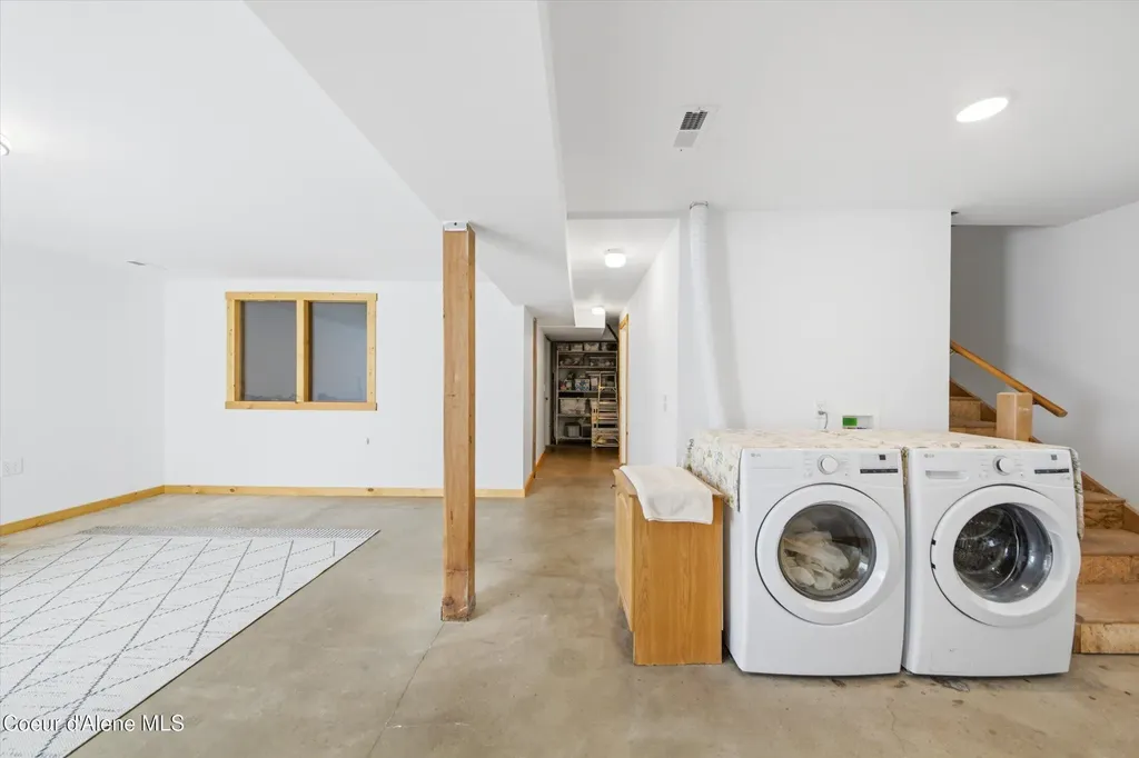 3132 Windfall Pass Road Plummer ID 83851