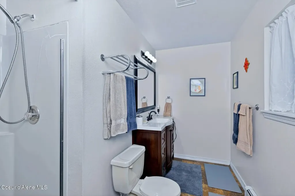 88 Horizon Drive Sagle ID 83860