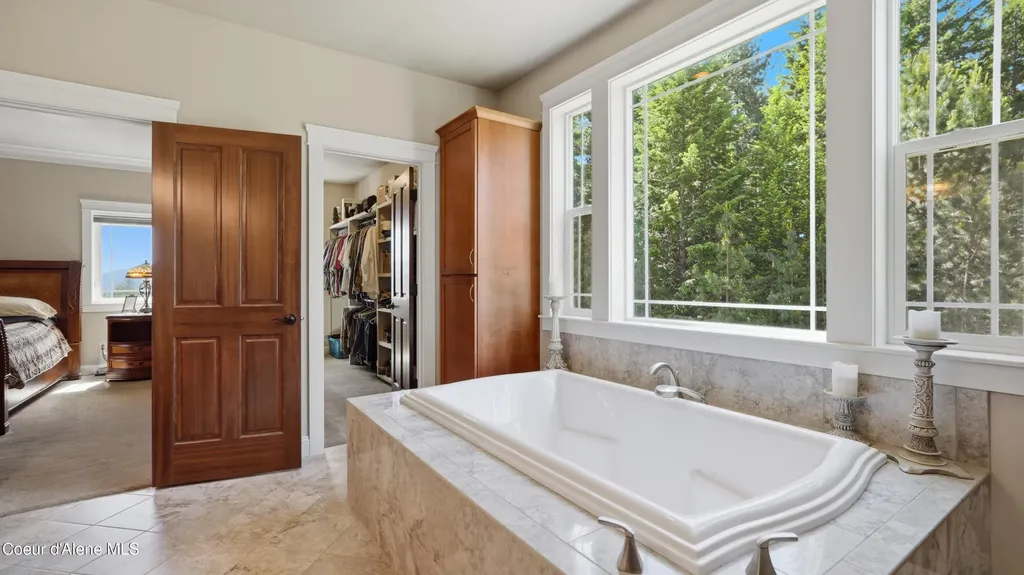 18152 N Reservoir Road Rathdrum ID 83858