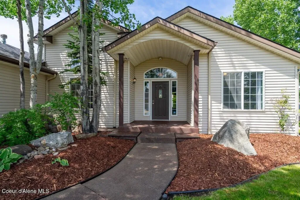 8903 N Newcastle Lane Hayden ID 83835