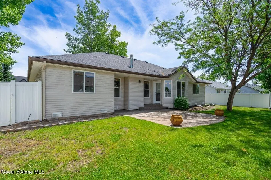8903 N Newcastle Lane Hayden ID 83835