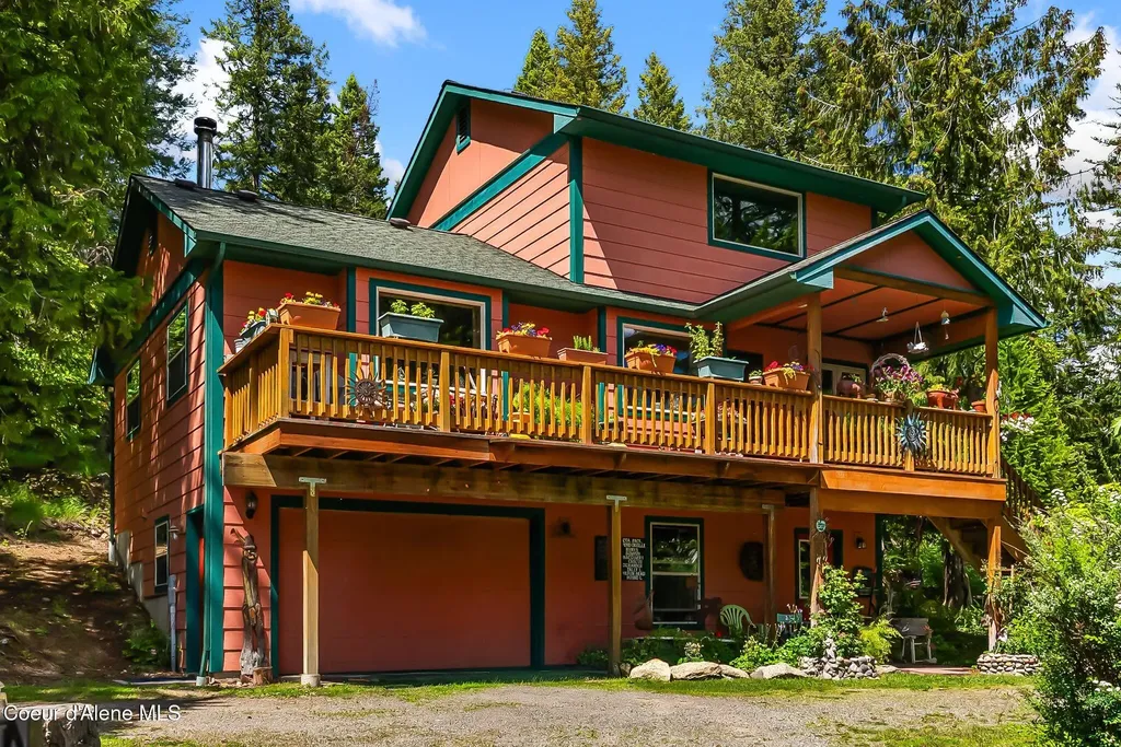 561 Geenen Road Cocolalla ID 83813