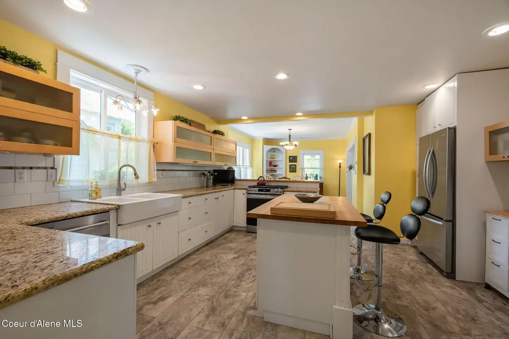 536 Erie Street Sandpoint ID 83864