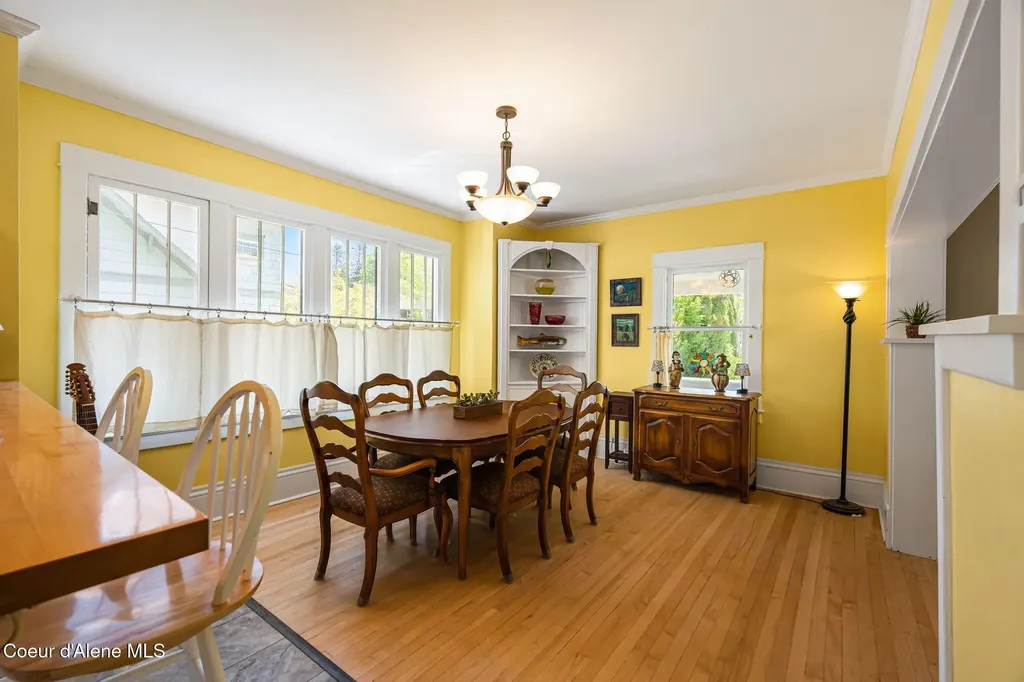 536 Erie Street Sandpoint ID 83864