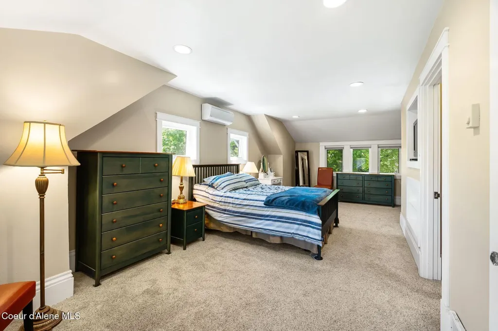536 Erie Street Sandpoint ID 83864