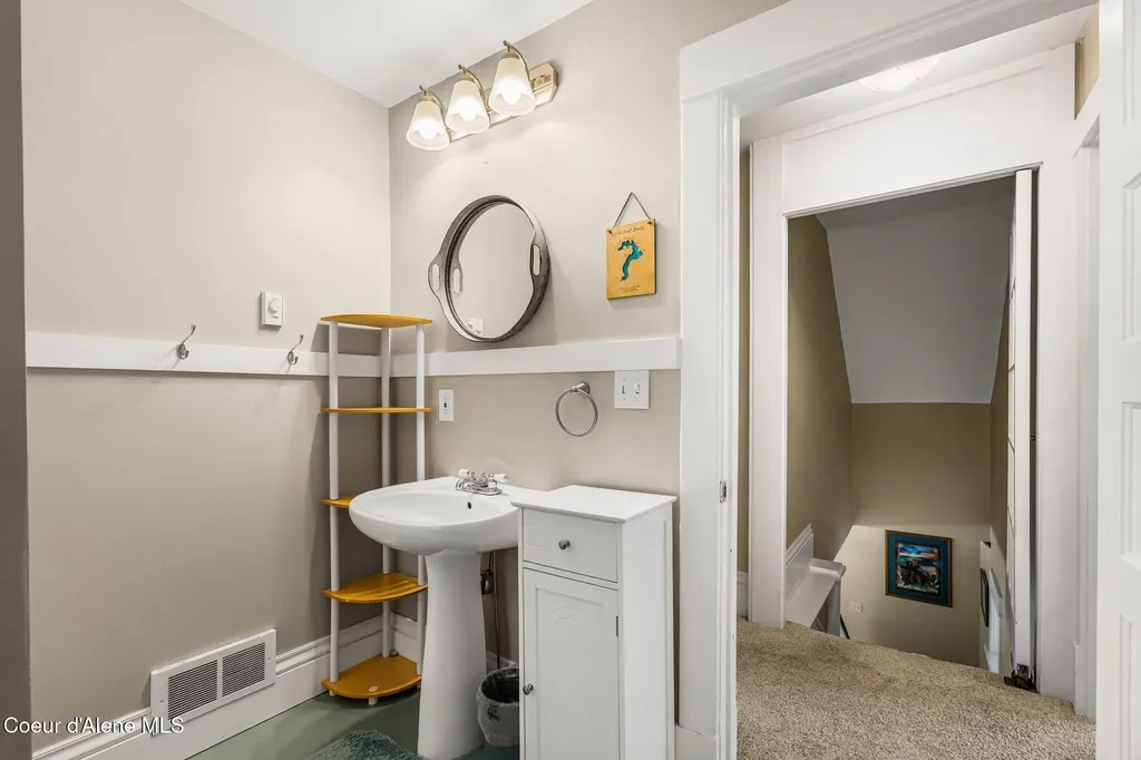 536 Erie Street Sandpoint ID 83864