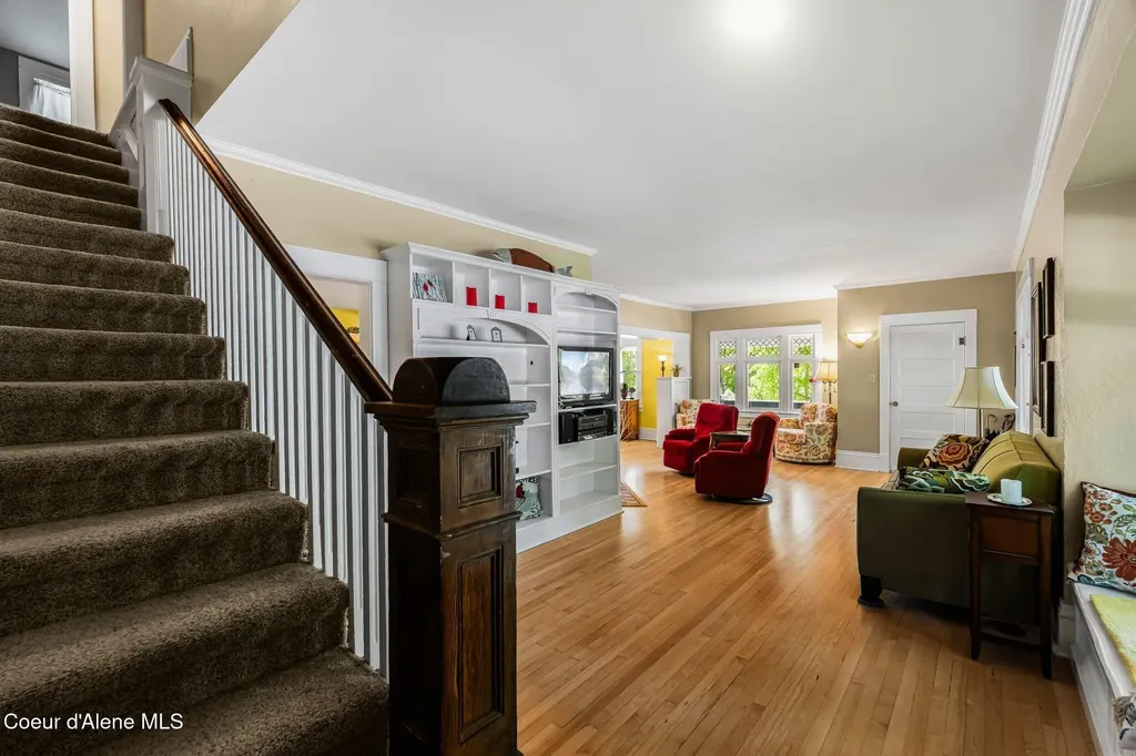 536 Erie Street Sandpoint ID 83864