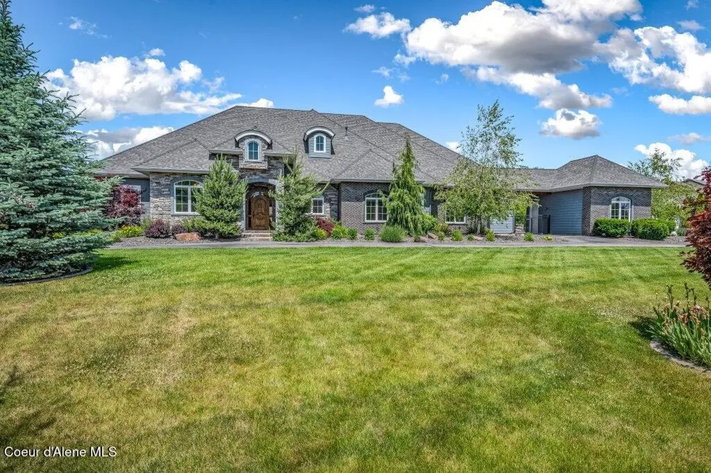 3112 N Gracedale Court Post Falls ID 83854