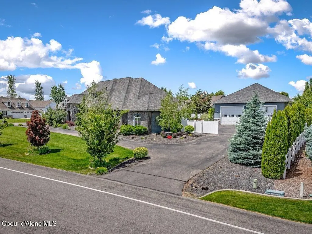 3112 N Gracedale Court Post Falls ID 83854