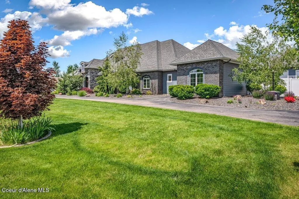 3112 N Gracedale Court Post Falls ID 83854