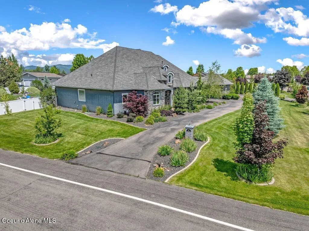 3112 N Gracedale Court Post Falls ID 83854