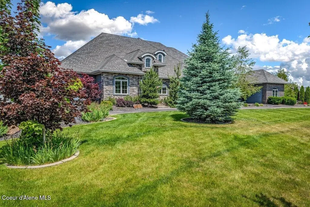 3112 N Gracedale Court Post Falls ID 83854