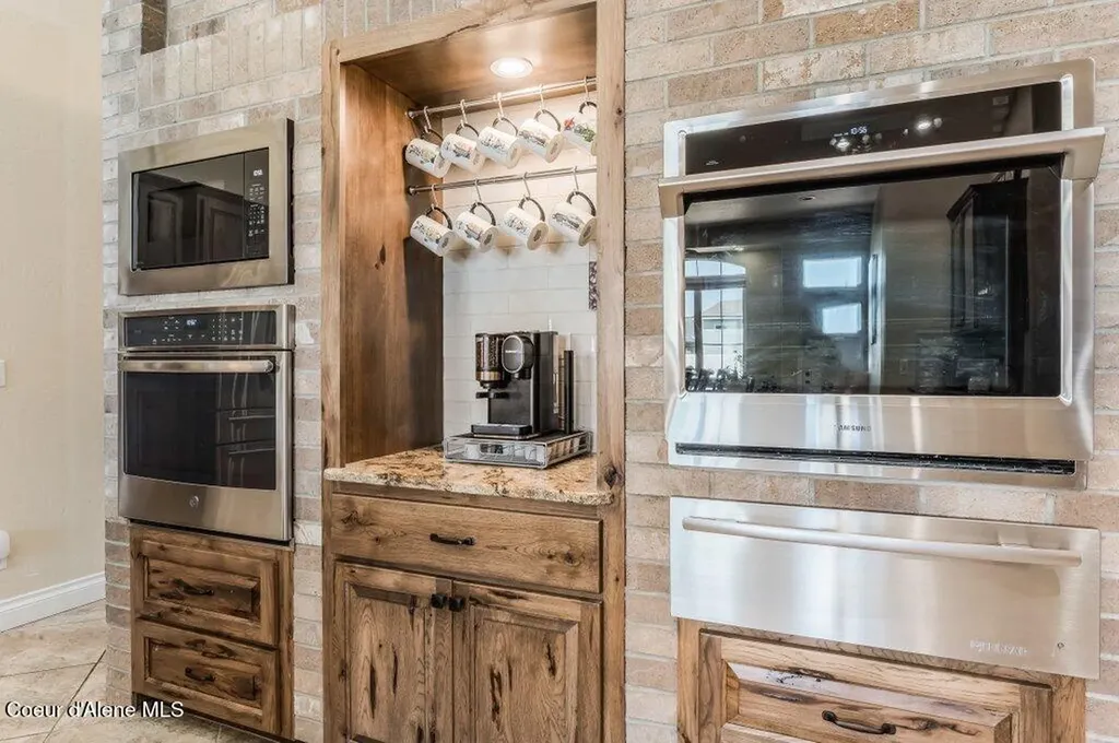 3112 N Gracedale Court Post Falls ID 83854