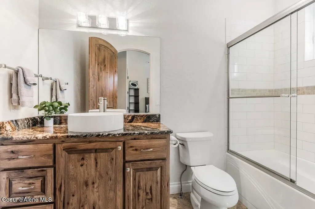 3112 N Gracedale Court Post Falls ID 83854