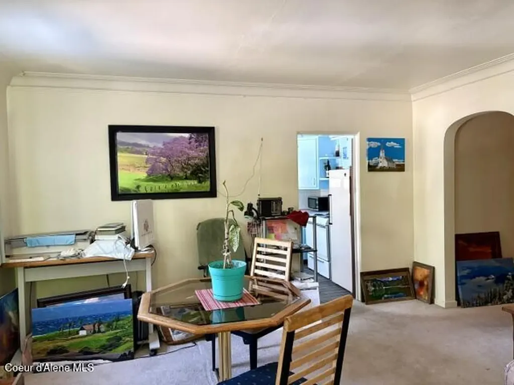 302 2nd Street Wallace ID 83873