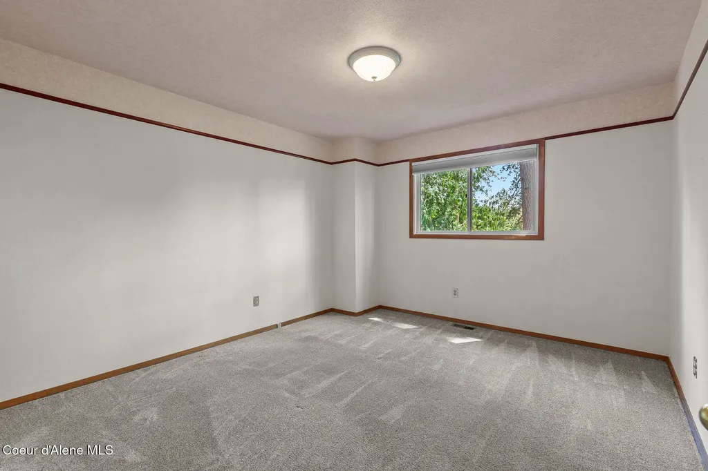 2916 E Harrison Avenue Coeur D'alene ID 83814