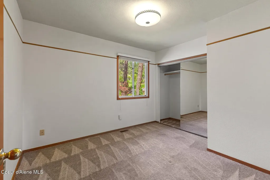 2916 E Harrison Avenue Coeur D'alene ID 83814