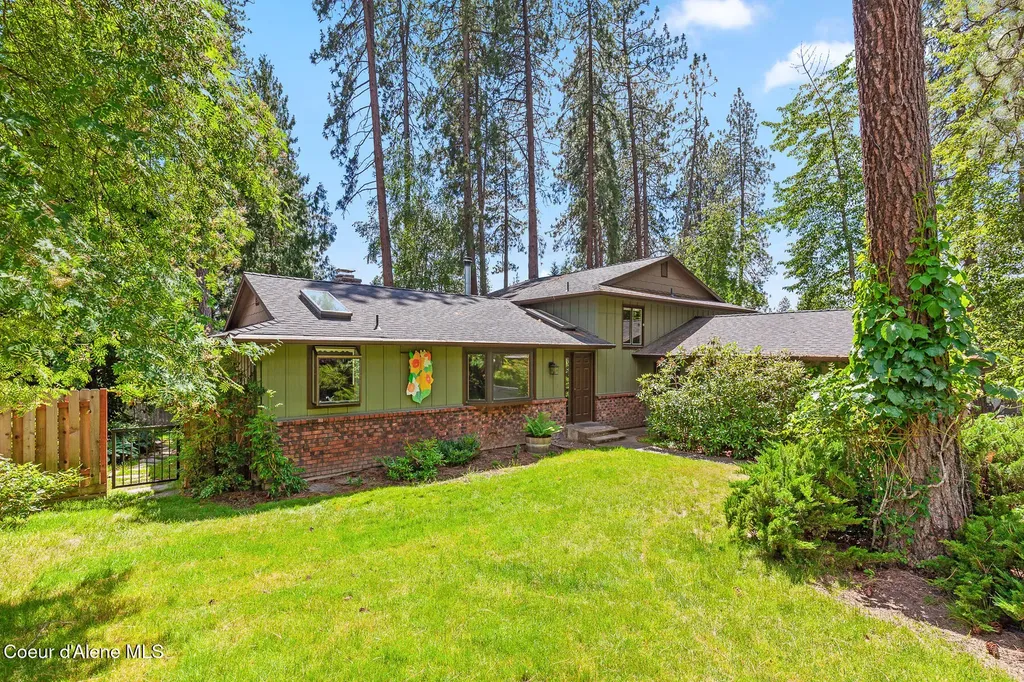 2916 E Harrison Avenue Coeur D'alene ID 83814