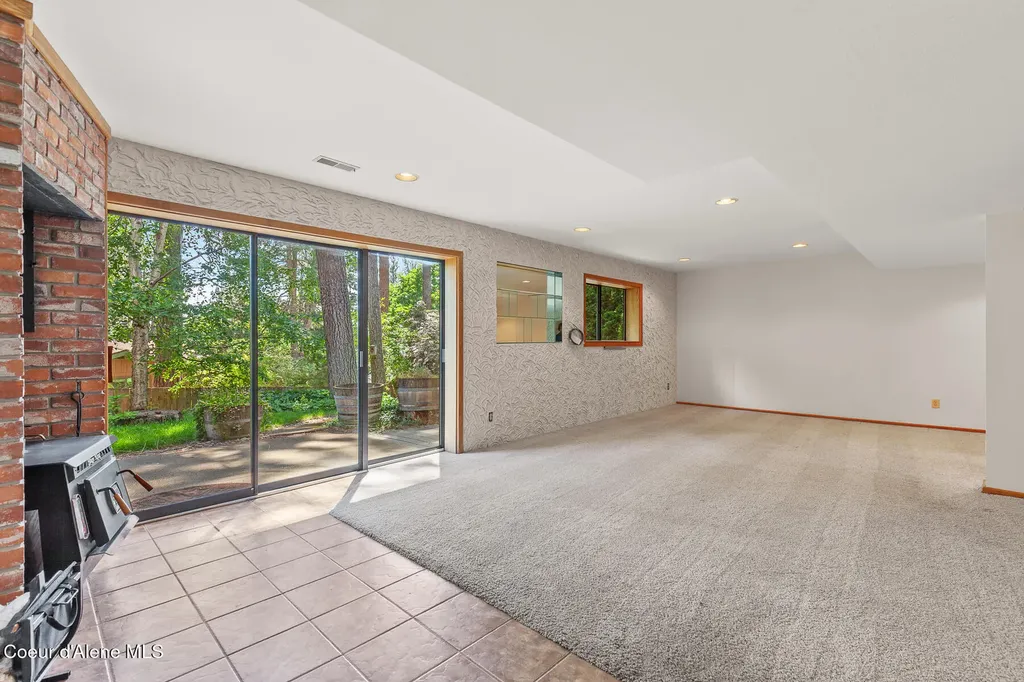 2916 E Harrison Avenue Coeur D'alene ID 83814