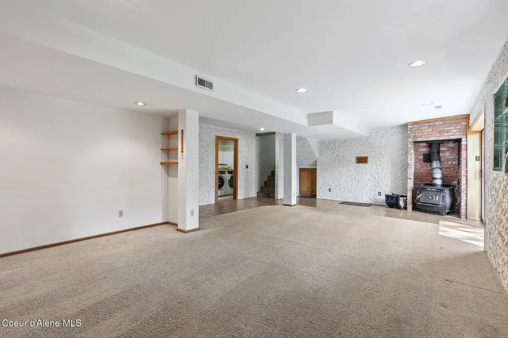 2916 E Harrison Avenue Coeur D'alene ID 83814