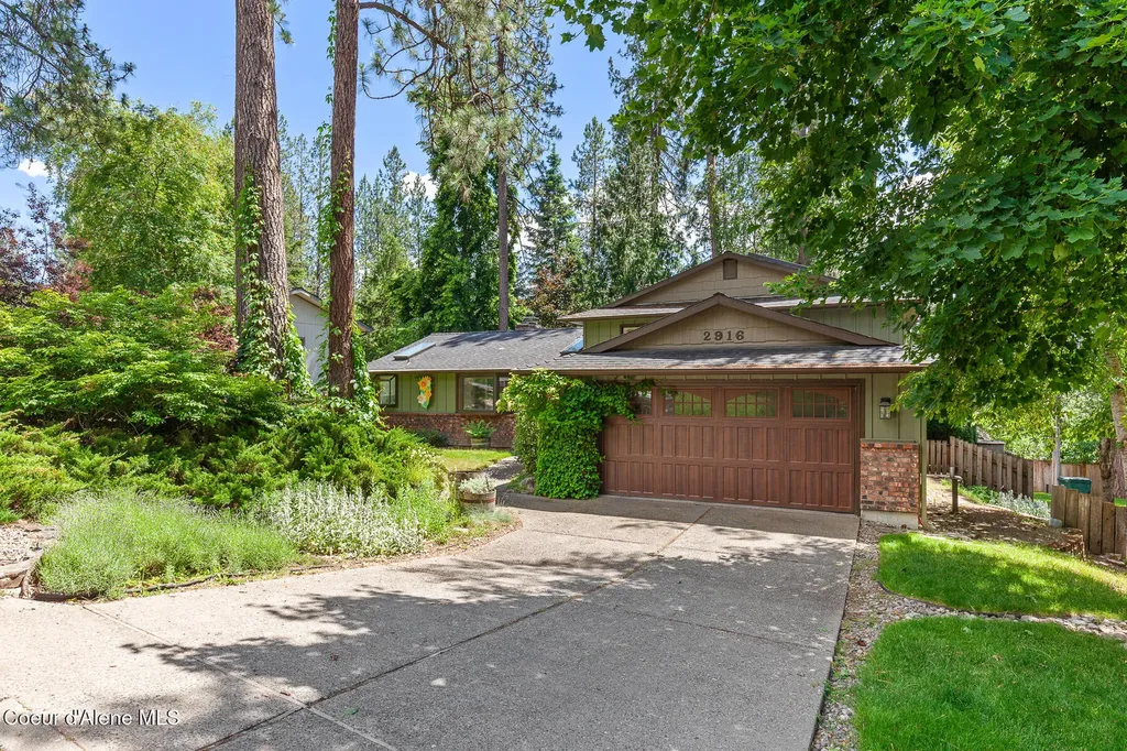2916 E Harrison Avenue Coeur D'alene ID 83814