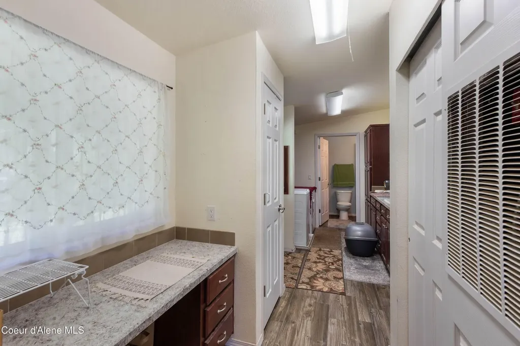 871 Foothill Drive Athol ID 83801