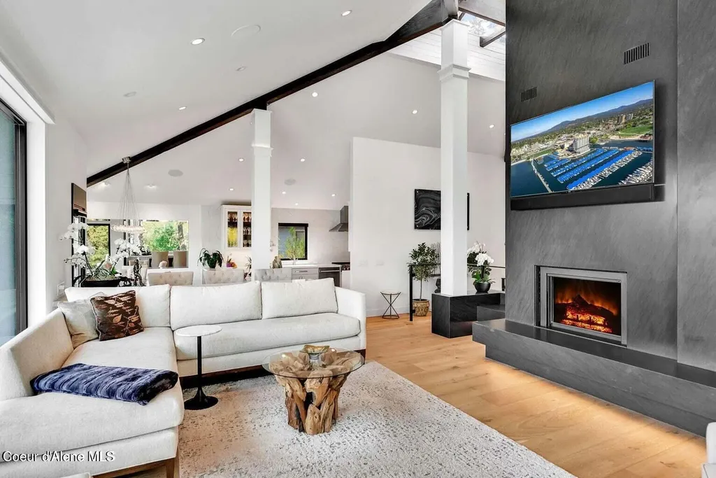 10536 N Lakeview Drive Hayden Lake ID 83835