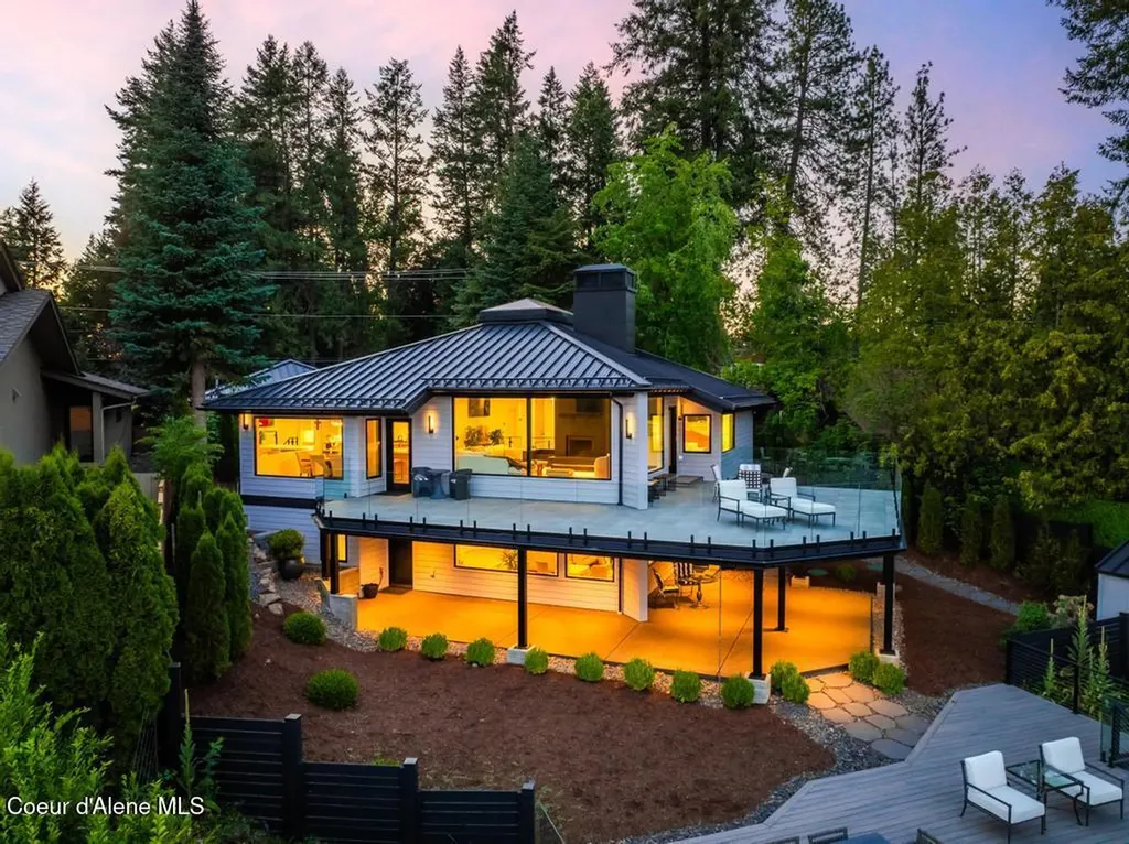 10536 N Lakeview Drive Hayden Lake ID 83835