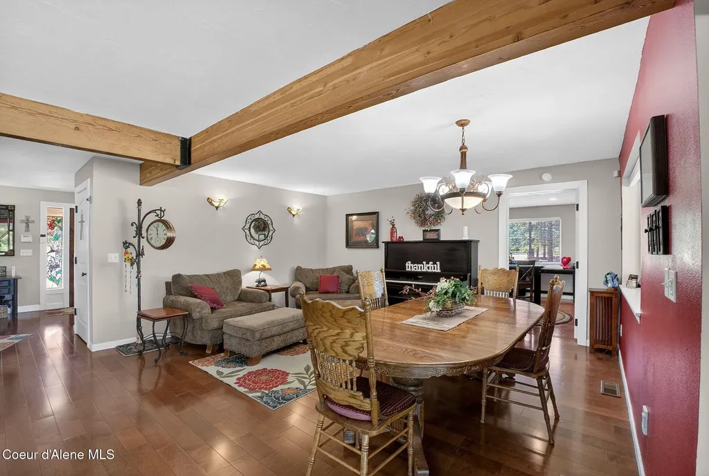 8831 Coyote Trail Road Newport WA 99156
