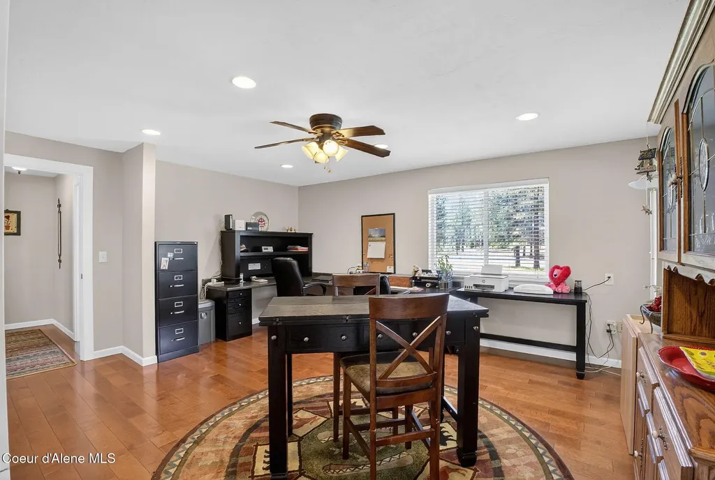 8831 Coyote Trail Road Newport WA 99156