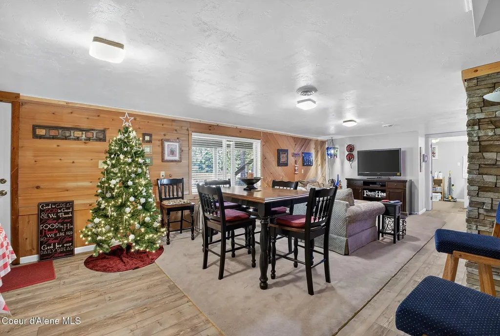 8831 Coyote Trail Road Newport WA 99156